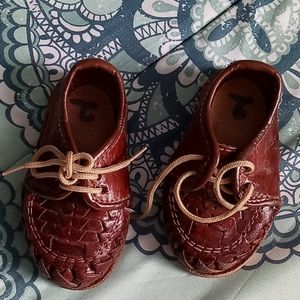 Boys mexican guaraches.